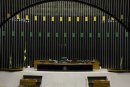 Painel em metal esmaltado, Plenário Ulysses Guimarães, Câmara dos Deputados, 1974. <em>Foto: Edgar César Filho</em>